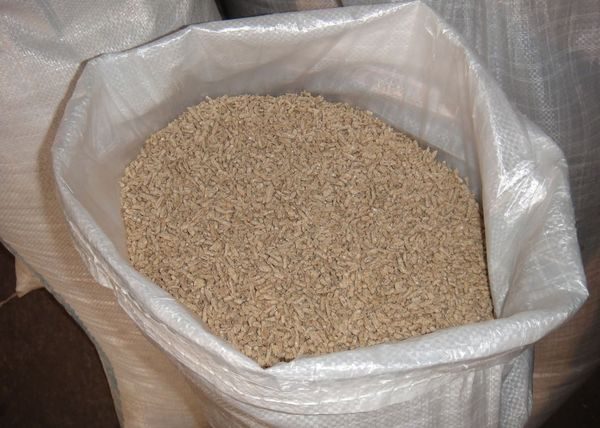 μίγμα ζωοτροφής Ανάπτυξη