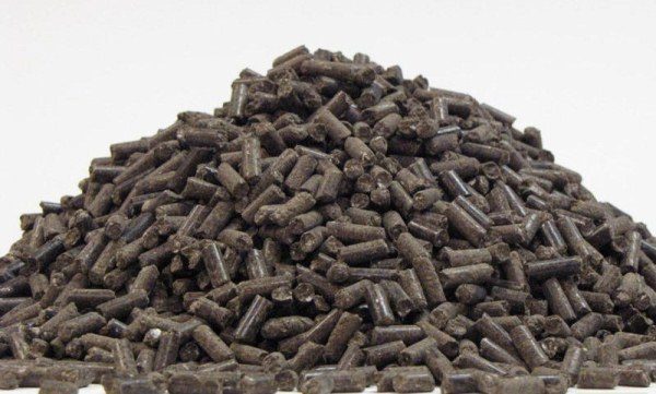 Crottes de poulet en granulés