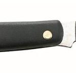 Couteau bien aiguisé pour couper l'écorce par sections