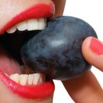 La consommation de prune améliore la mémoire et diminue la pression artérielle.