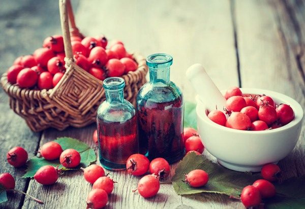 Alıç tentürü yatıştırıcı bir etkiye sahiptir, spazmları ortadan kaldırır, kalbi olumlu etkiler.