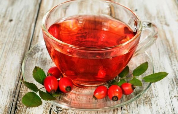 Faites attention avec la rose des champs si vous souffrez d'hypertension, de dysfonctionnement cardiaque grave, de maladie des calculs biliaires, de thrombophlébite.