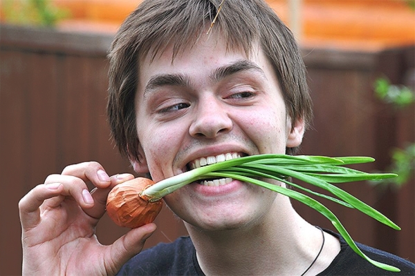 Le cipolle possono causare allergie, sono controindicate nell'asma e nelle malattie dello stomaco.