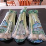 Le stockage est possible en film au réfrigérateur ou dans un sous-sol froid.