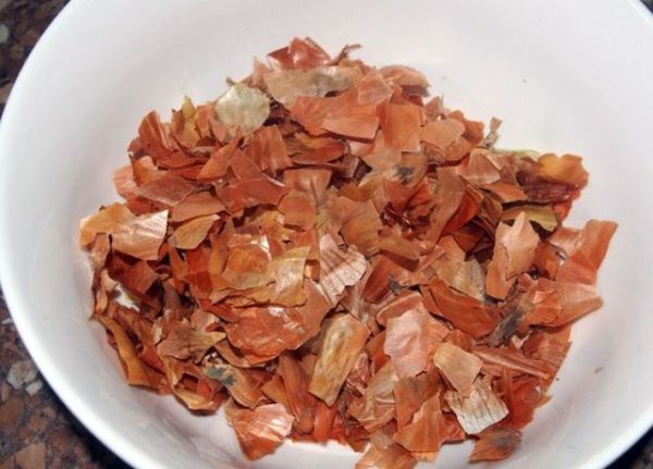 Preparation of onion peel