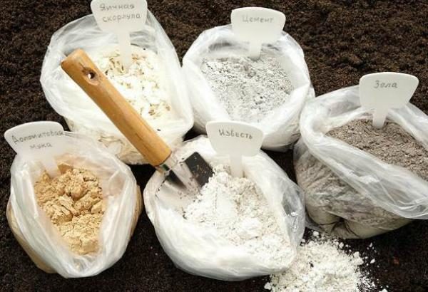 Meios de aração e adubação