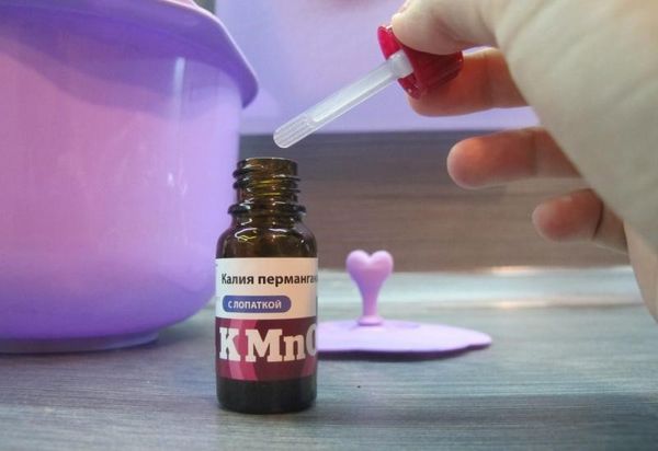 Semer des graines pour les semis