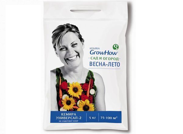 Kemira Universal-2 is used as a complex feeding.