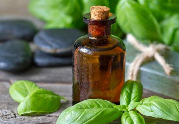 Базилно етерично масло