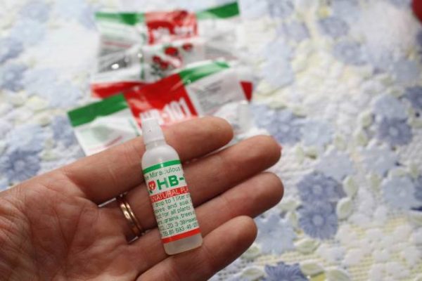 Bouteille de drogue liquide hb-101