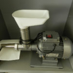 Универсална преса