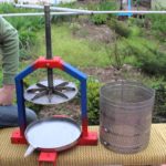 Метална преса