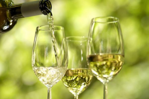  λευκό κρασί σταφύλι στο σπίτι